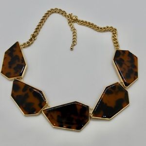 Gold chained tortoise formal necklace